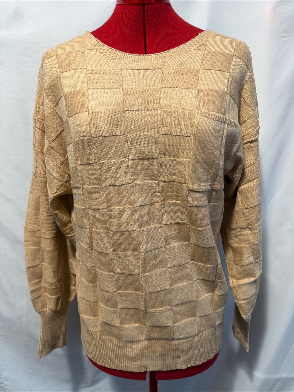 Women's Cream Checker-Knit Scoop Neck Sweater SM114
